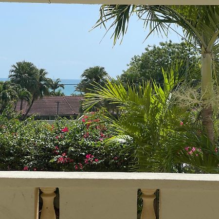 Petals Lovely Beach Villa St. John's Exterior foto